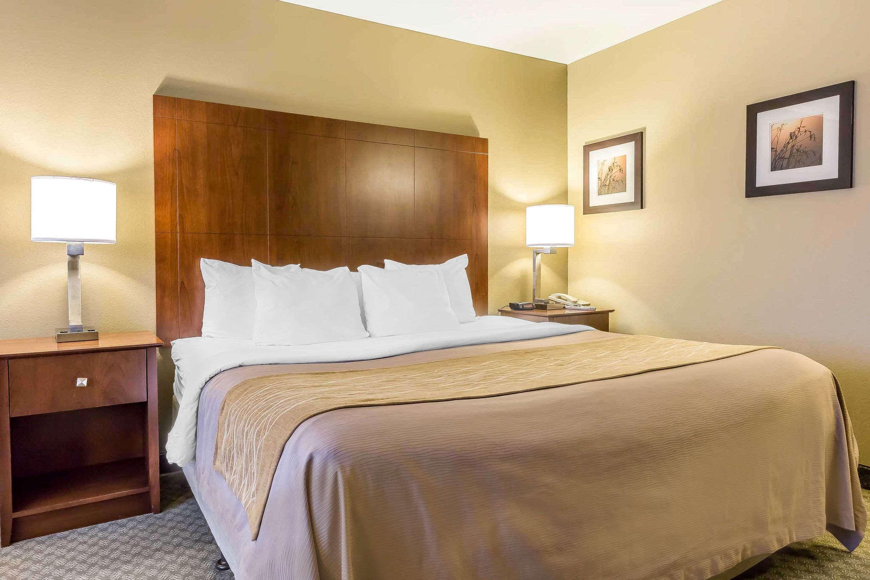 Comfort Inn & Suites East Moline Near I-80 Luaran gambar